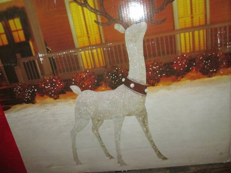 8 6 LED Deer With Jingle Bells (I...