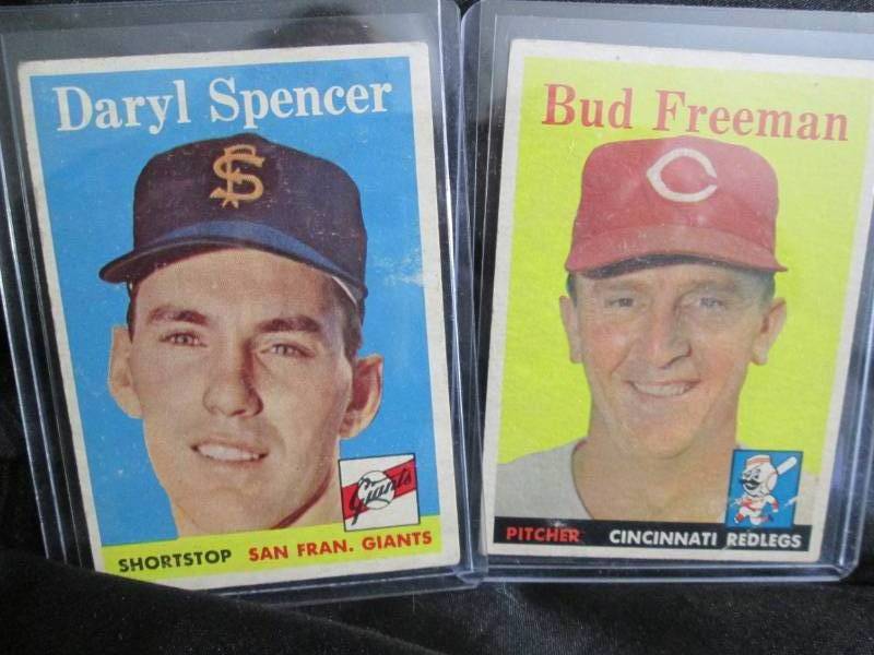 (2) 1958 Topps Baseball Cards...