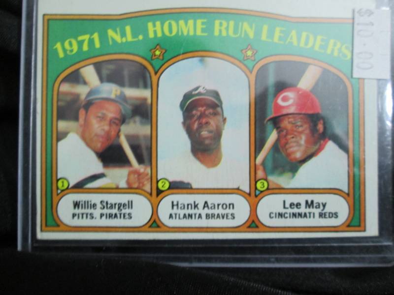 1972 Topps Hank Aaron Home Run Lead...