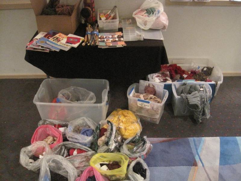 lot 41 image: Large lot of kitting needles, yarn, knitting books etc.