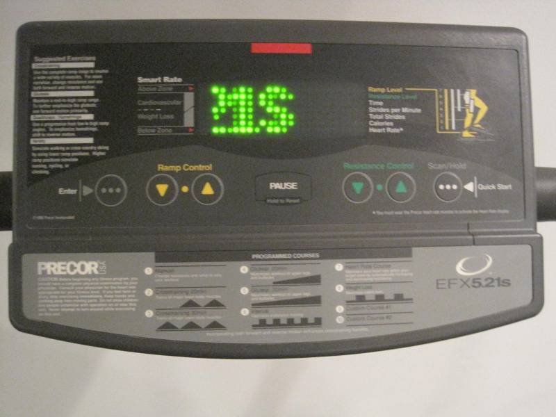 lot 53 image: Precor EFX 5.21i Elliptical Cross-Trainer