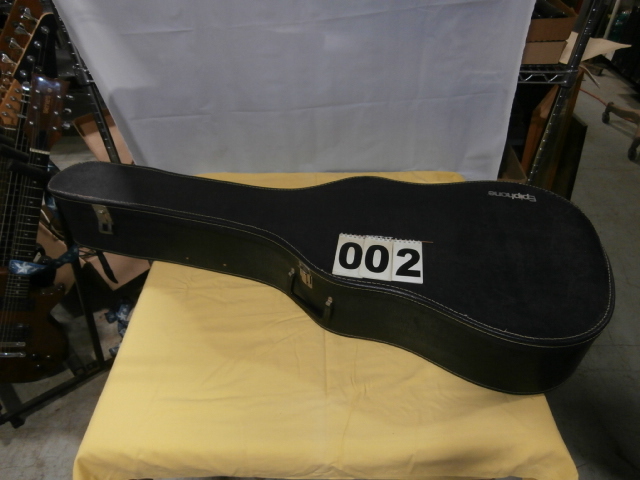 lot 2 image: Vintage Epiphone Acoustic Guitar Case