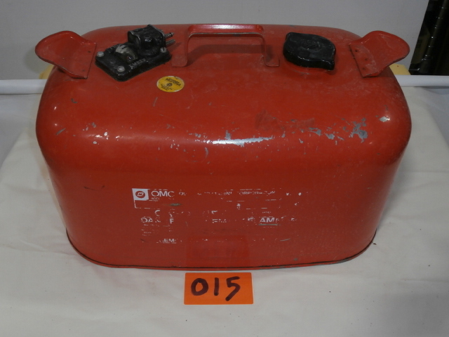 lot 15 image: Vintage OMC Two Line Marine Gas Tank