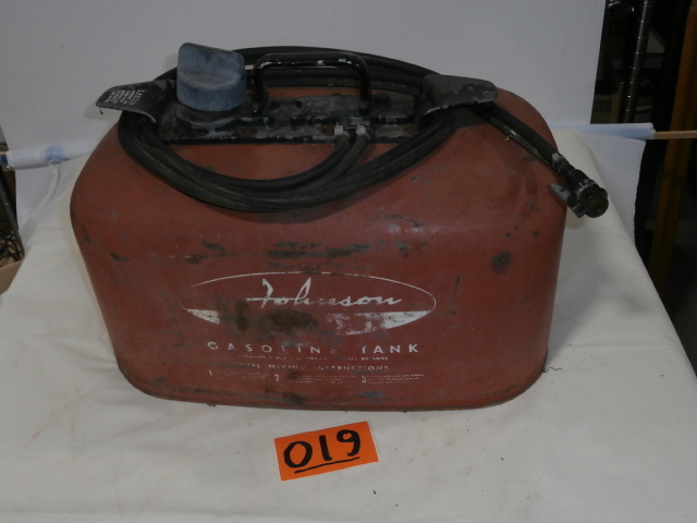 lot 19 image: Vintage JOHNSON Two Line Marine Gas Tank