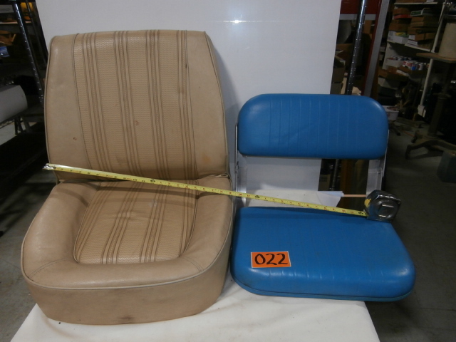 lot 22 image: Pair of Boat Seats