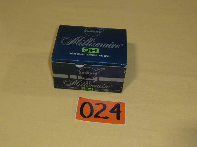 lot 24 image: Vintage DIAWA Millionaire 3H Casting Reel NIB