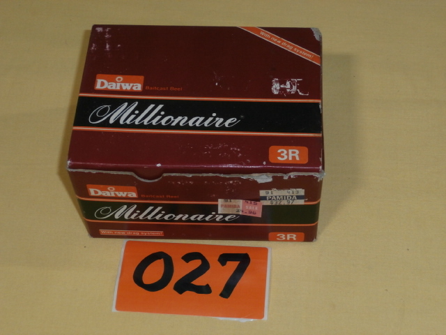 lot 27 image: Vintage DIAWA Millionaire 3R Casting Reel NIB