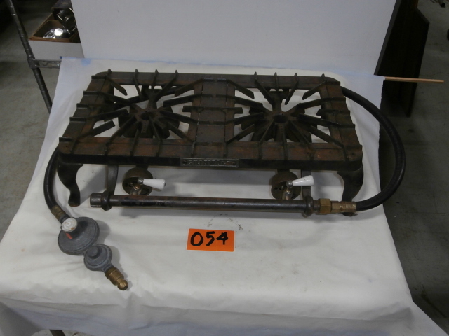 lot 54 image: GRISWOLD 712 Two Burner Tabletop Cast LP Stove
