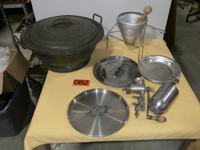 lot 82 image: Group of Vintage Kitchen Equipment