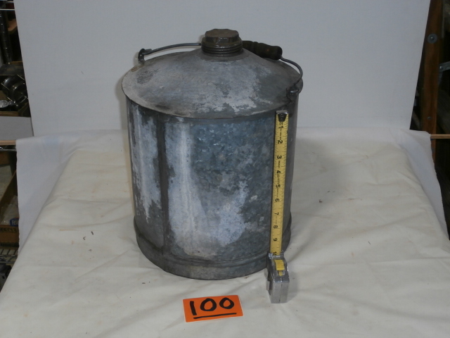 lot 100 image: Vintage BN Railroad 5 Gal. Galvanized Oil Can
