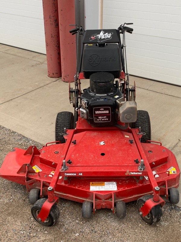 lot 6 image: Exmark Metro Walk-Behind Lawn Mower