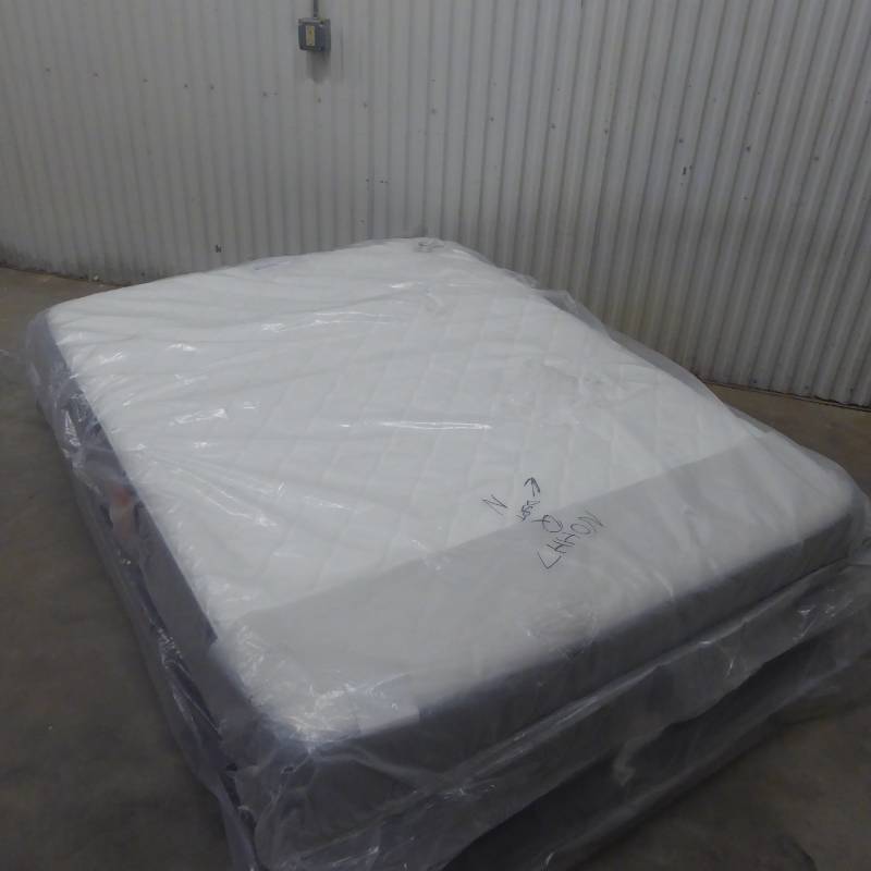 Sealy Response Essentials Faithful Firm Queen Mattress