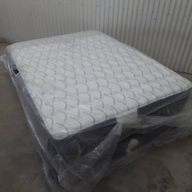 Sealy Response Performance Attendance Cushion Firm Queen Pillowtop Mattress