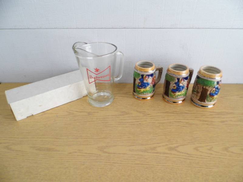 Budweiser Pitcher - Steins - Baseball Cards