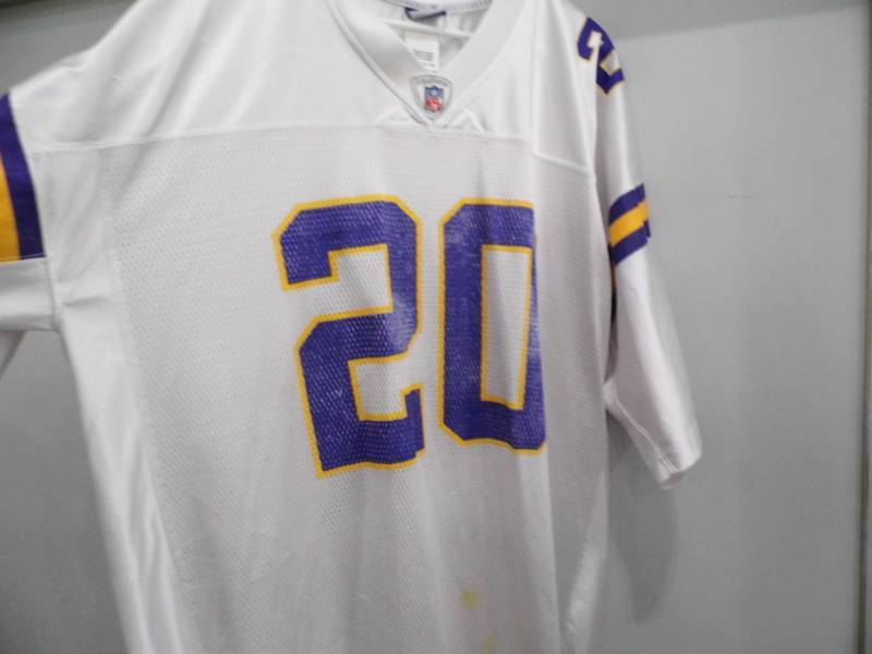 Vikings Jersey 20