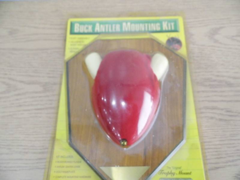 Buck Antler Mounting Kit