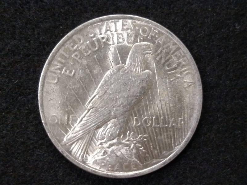 1922 High Grade Peace Silver Dollar...
