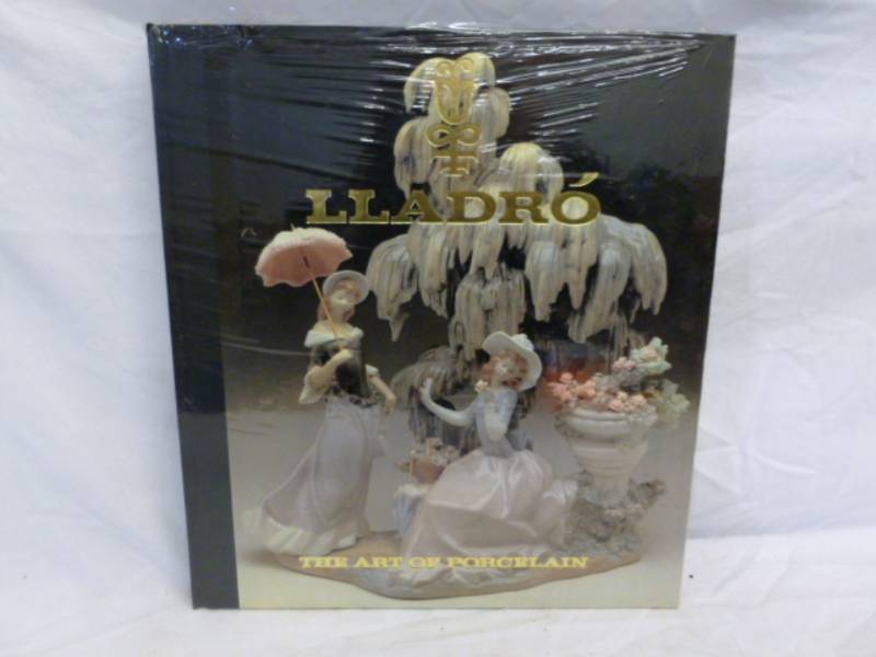 Lladro Collector Book