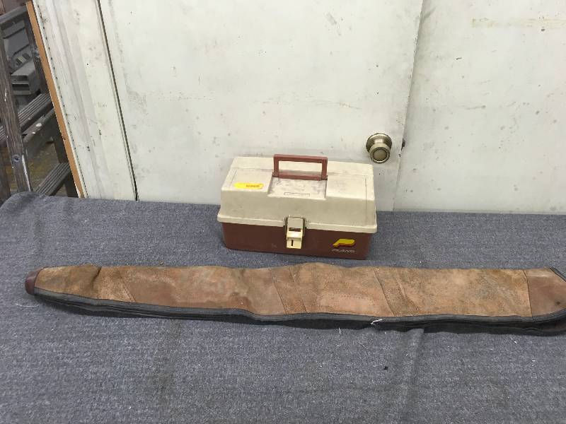 lot 205 image: Tackle Box & Gun Case
