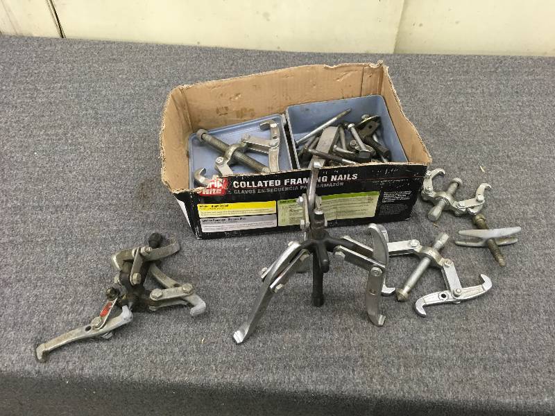 lot 222 image: Clamps