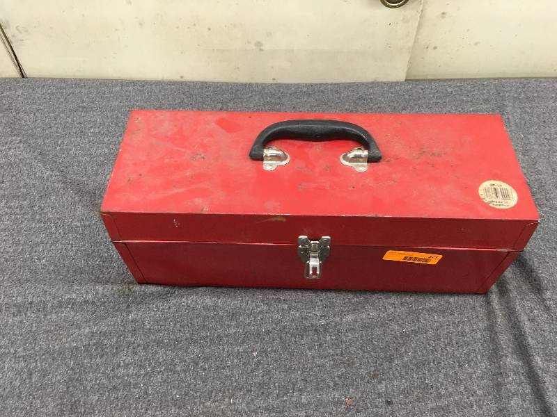 lot 227 image: Tool Box W Sockets