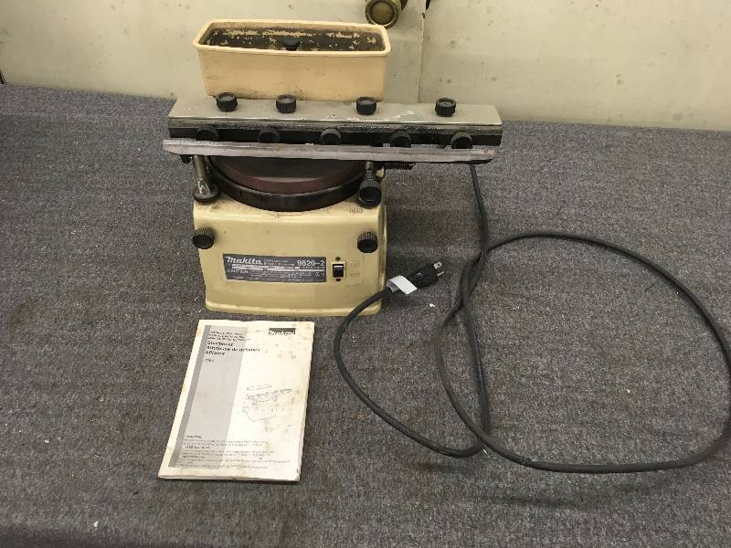 lot 244 image: Makita 9820-2 Electric Sharpener