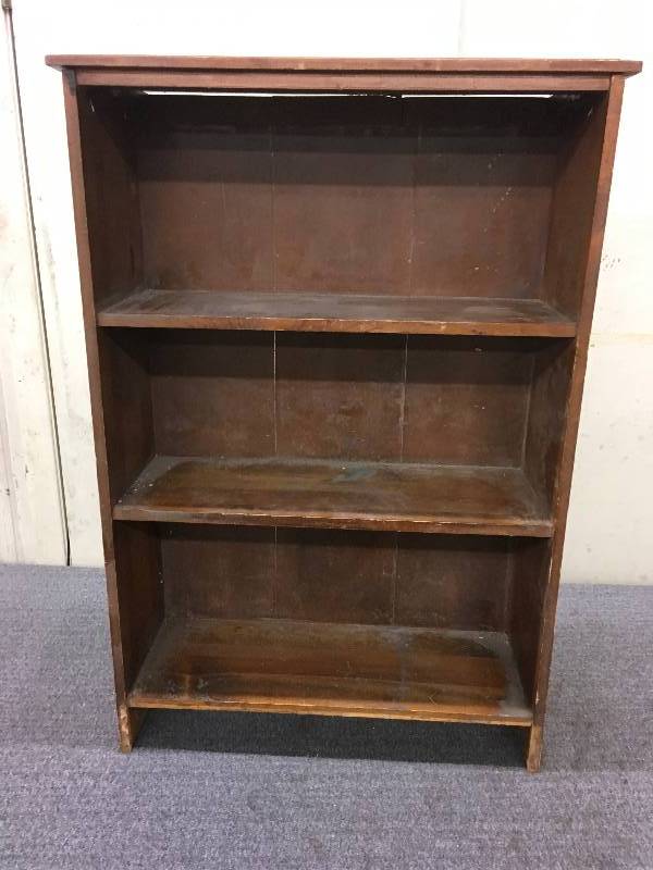 lot 246 image: Shelf