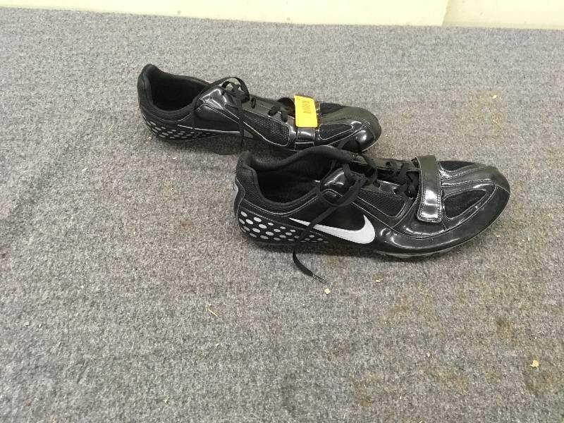 lot 266 image: Nike Track Cleats Size 13