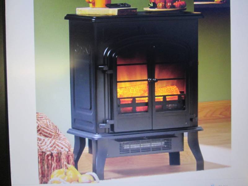 lot 45 image: Electric Stove with Remote open box...