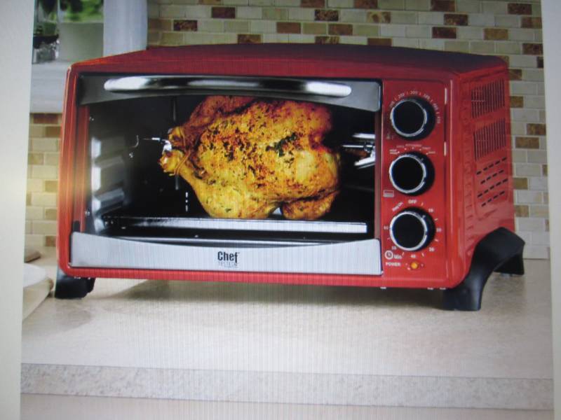 lot 56 image: Chef Tested 6-Slice Toaster Oven wi...