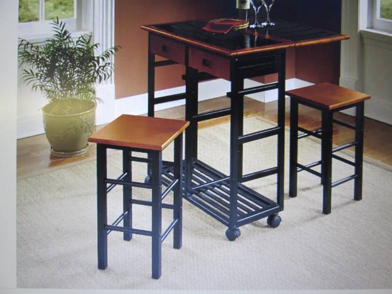 lot 66 image: 2-In-1 Kitchen Island Set open box ...