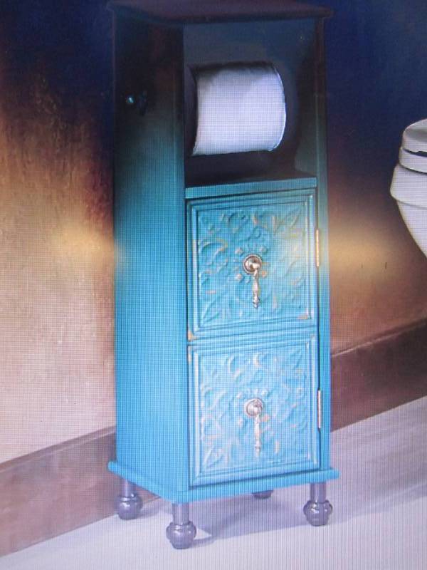 lot 113 image: Embossed Floral Toilet Paper Holder...