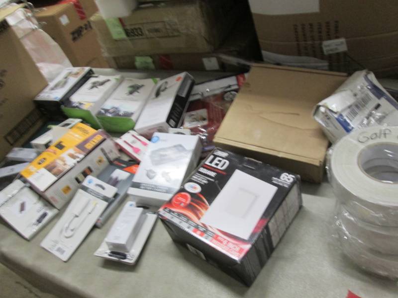 lot 177 image: Box of Electronics Accessories plus...