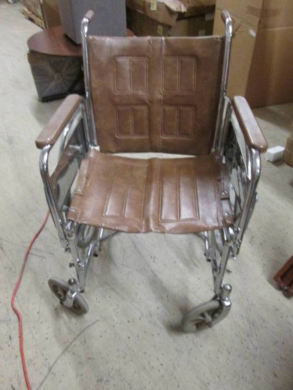lot 184 image: Theradyne Wheel Chair...