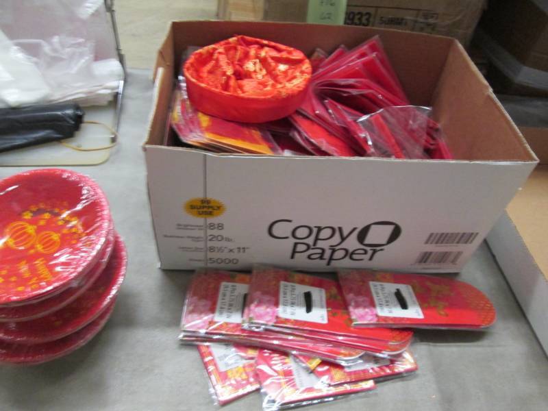 lot 194 image: Box of Chinese New Years Items...