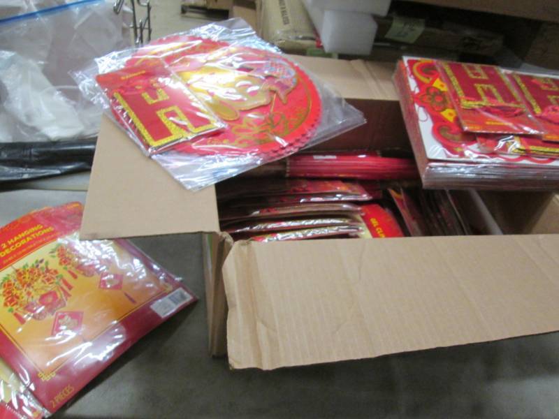 lot 197 image: Chinese New Year Dcor...