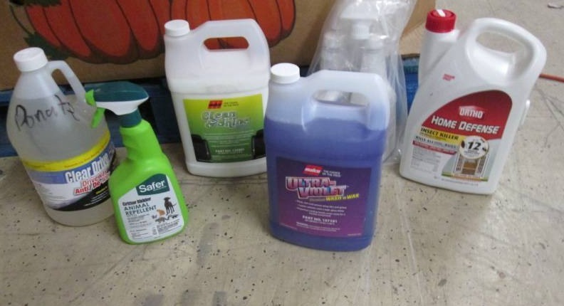 lot 218 image: Assorted Cleaning & Home Products...