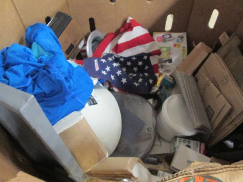lot 219 image: Pallet Box of Assorted New Items- s...