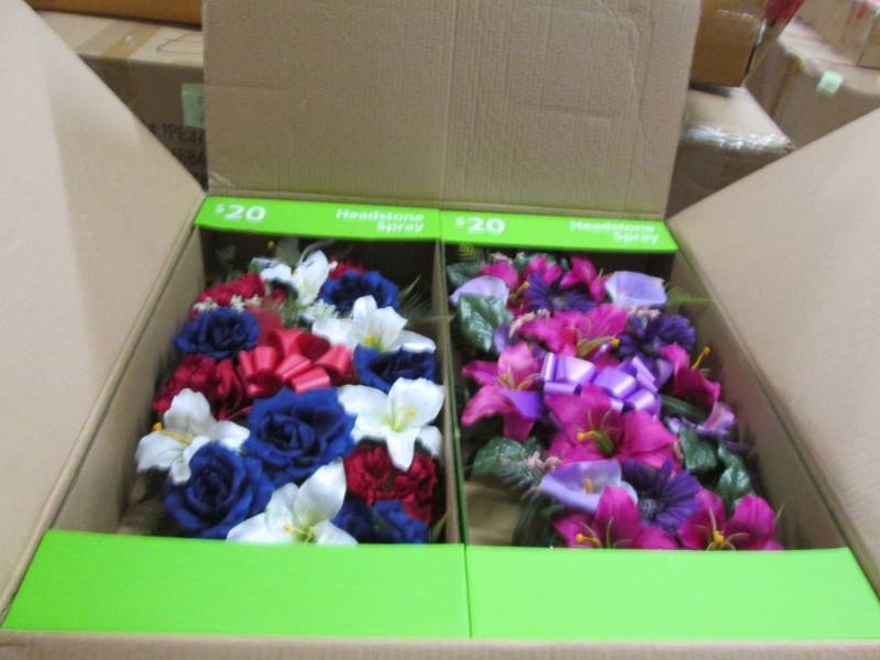 lot 222 image: Box of 4 Headstone Sprays Retail $2...