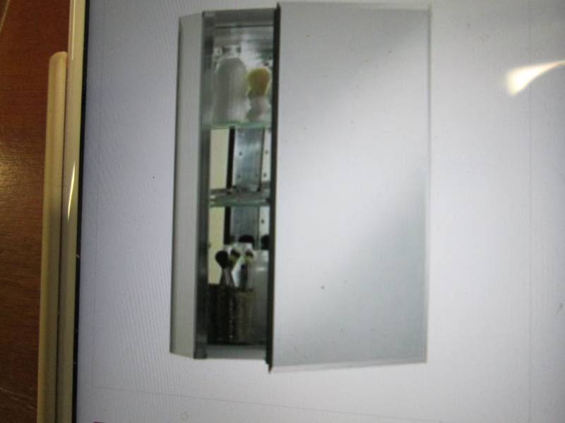 lot 238 image: Kohler 1 Door Beveled Medicine Cabi...