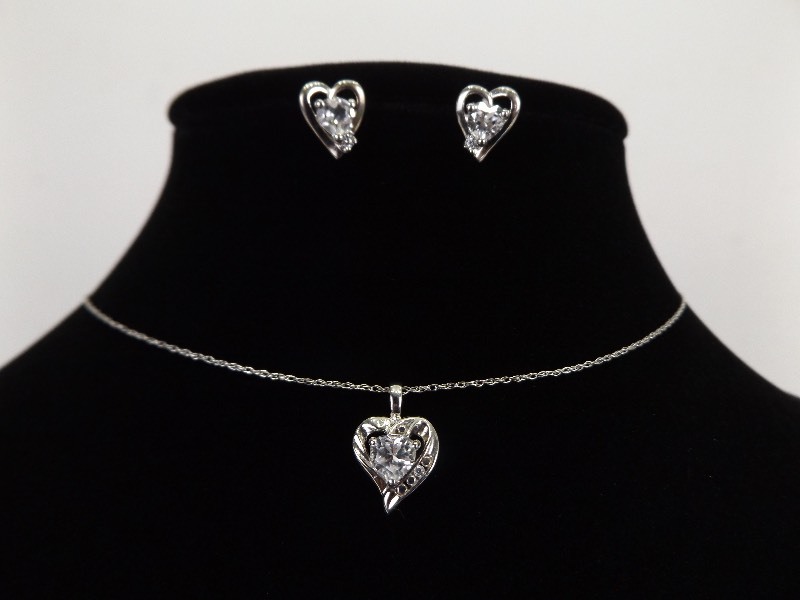 lot 25 image: .925 Sterling Silver Crystal Heart Pendant, Necklace and Earring Set