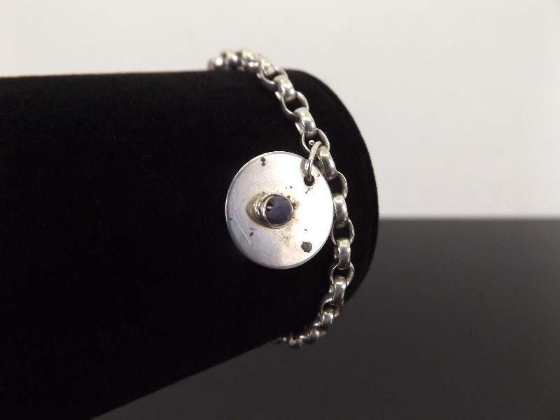 lot 40 image: .925 Sterling Silver Amethyst Charm Bracelet