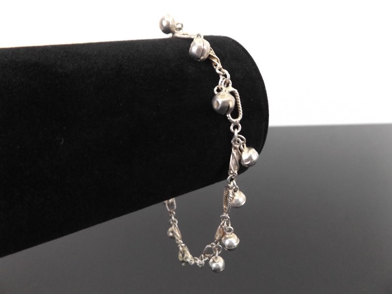 lot 43 image: .925 Sterling Silver Dancers Bell WristAnkle Bracelet