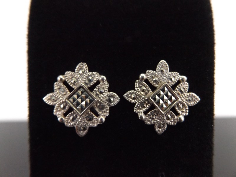 lot 78 image: .925 Sterling Silver Art Nouveau Post Earrings