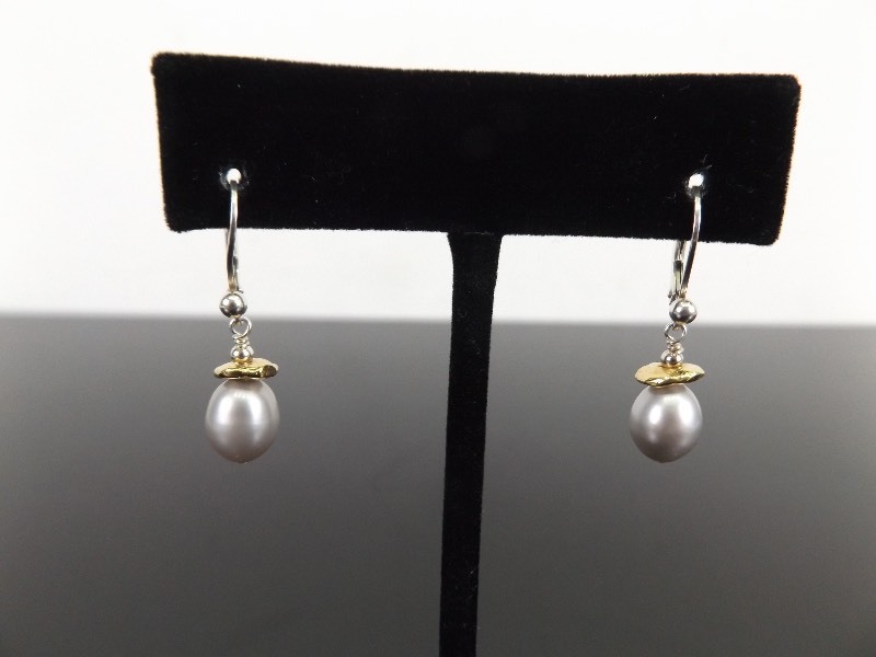 lot 94 image: .925 Sterling Silver Pearl Hook Clasp Dangle Earrings