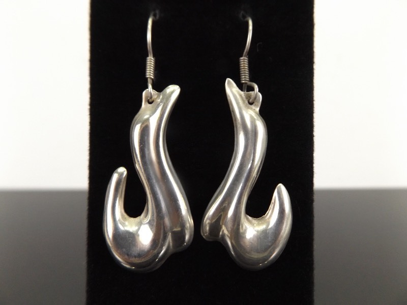 lot 99 image: .925 Sterling Silver Artisan Hook Dangle Earrings