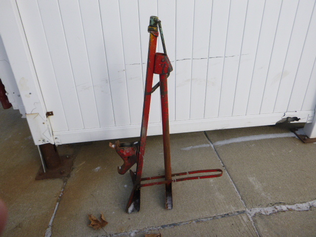 Bumper Jack