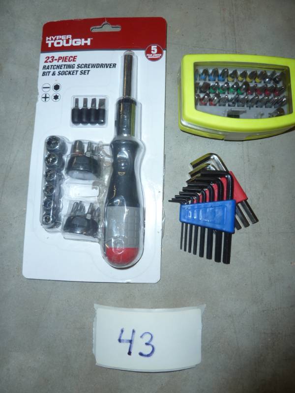 Ratcheting screwdriver and socket s...