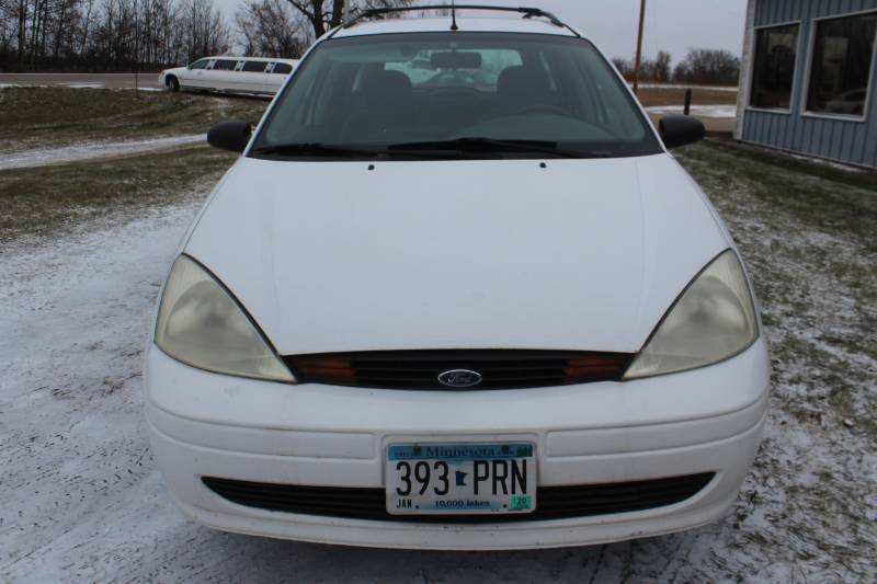 lot 4486 image: 2000 Ford Focus SE
