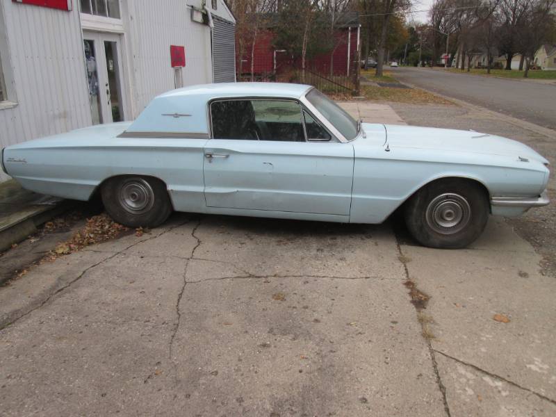 1966 Ford Thunderbird 390 Automatic...